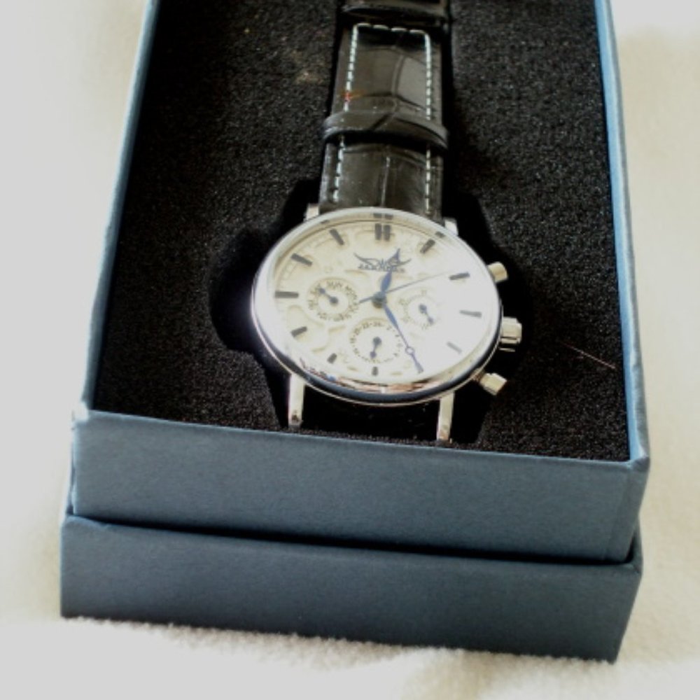 Mens Watch Mechanical Automatic White Dial Leather Band Date Week